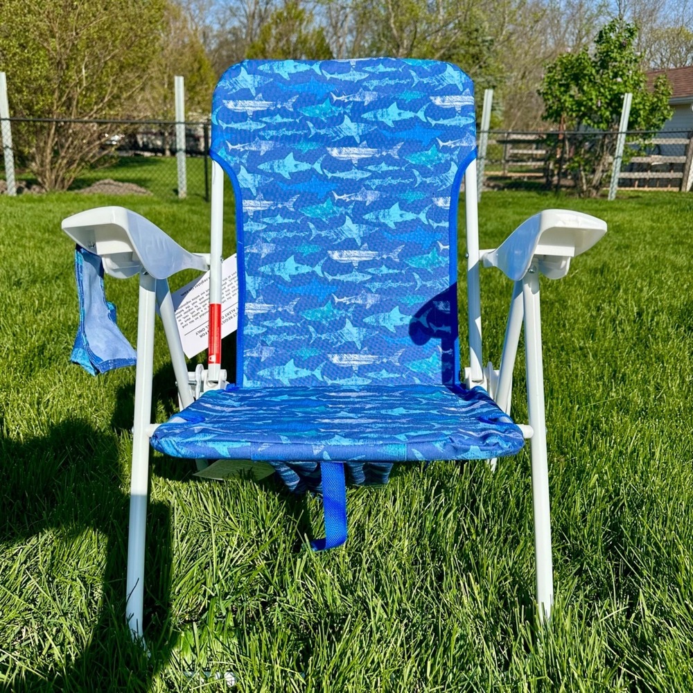C&C California Beach Chair Kids‎ 6+ Shark Adjustable Blue Shoulder Straps Pocket